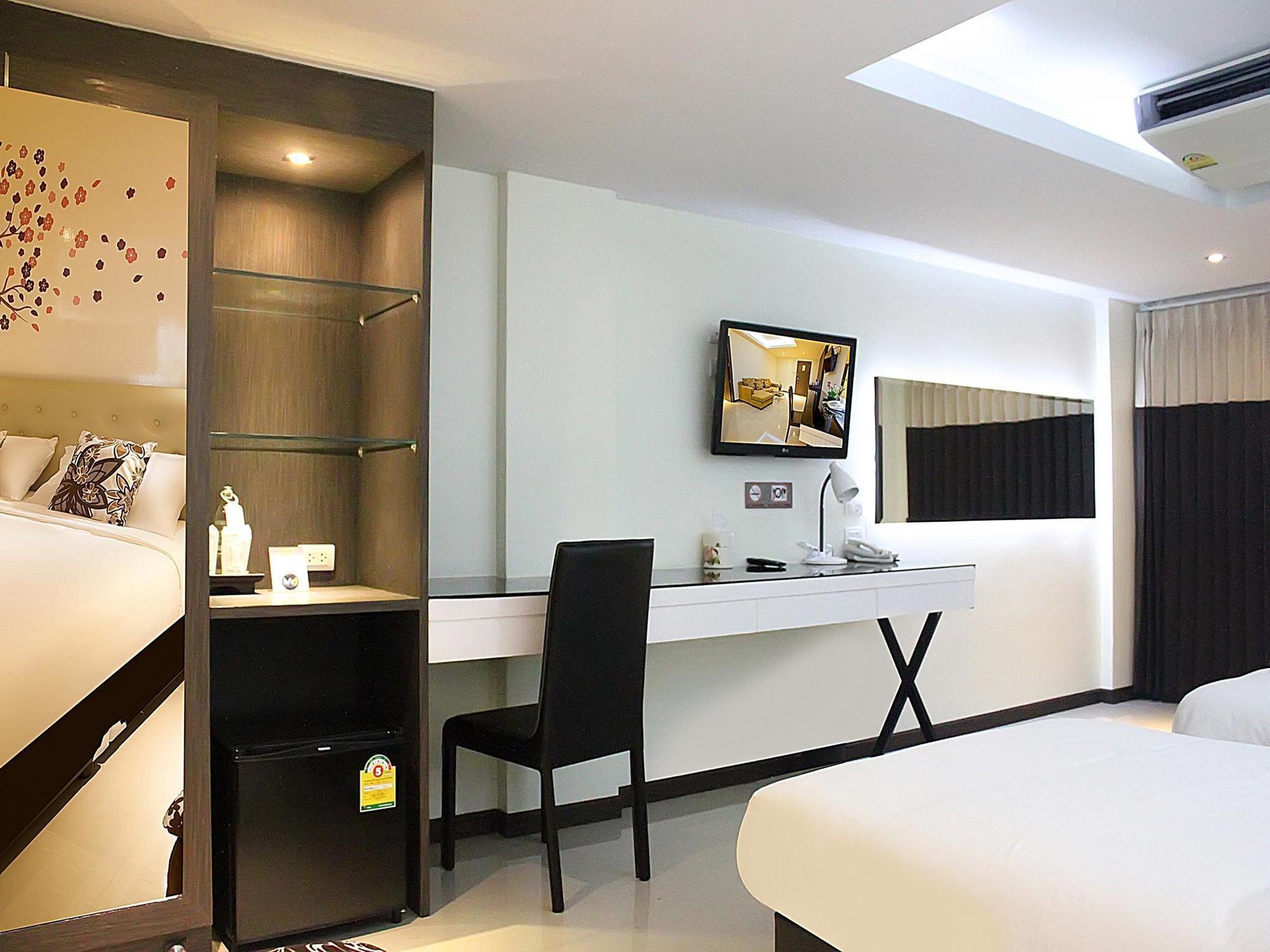 Md Grand Hotel Nakhon Накхонситхаммарат Экстерьер фото