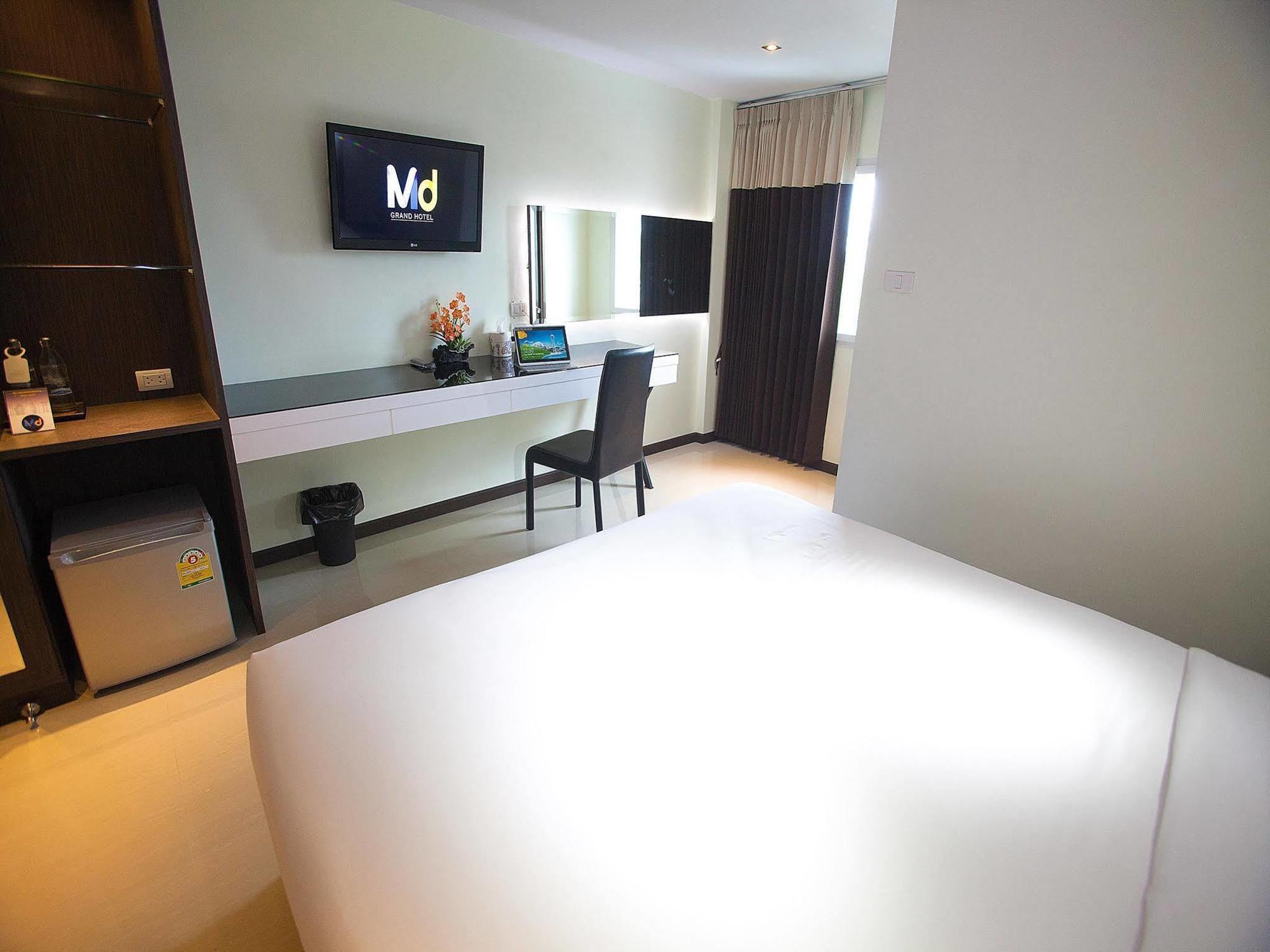 Md Grand Hotel Nakhon Накхонситхаммарат Экстерьер фото